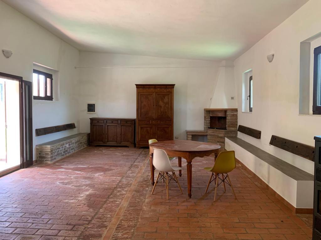 Agriturismo Diffuso Monte Oliveto Maggiore Chiusure Екстер'єр фото
